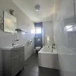 Hbh Bajor Soerhaz Solyomfeszek Panzio Казинцбарцика