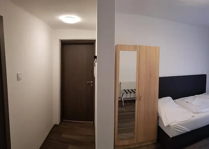 Hbh Bajor Sörház, étterem és Panzió Kazincbarcika
