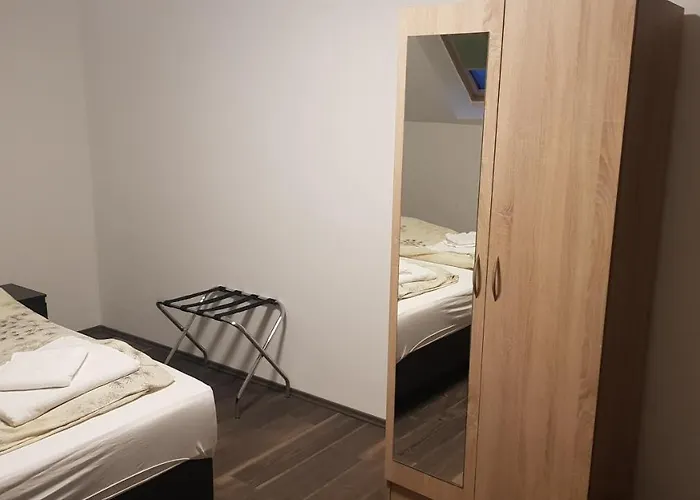 Bed & Breakfast Hbh Bajor Sörház, étterem és Panzió Kazincbarcika