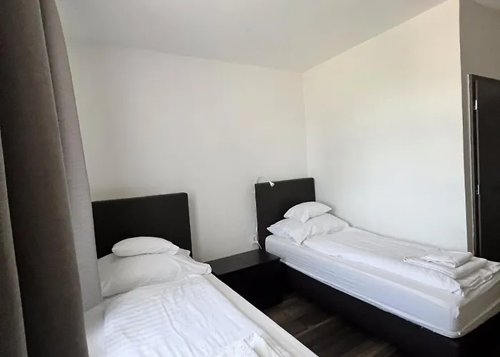 Bed & Breakfast Hbh Bajor Sörház, étterem és Panzió