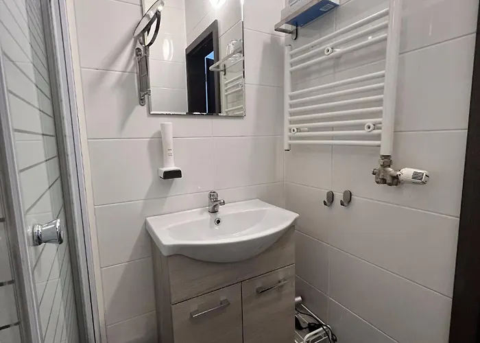 Hbh Bajor Sörház, étterem és Panzió Bed & Breakfast Kazincbarcika