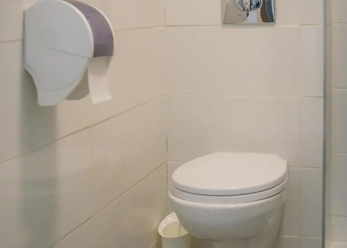 Bed & Breakfast Hbh Bajor Sörház, étterem és Panzió Kazincbarcika