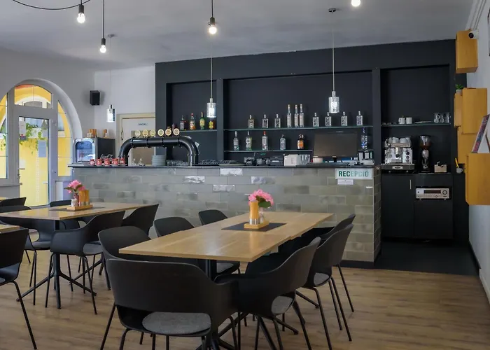 Hbh Bajor Soerhaz Solyomfeszek Panzio فندق مبيت وإفطار 3*