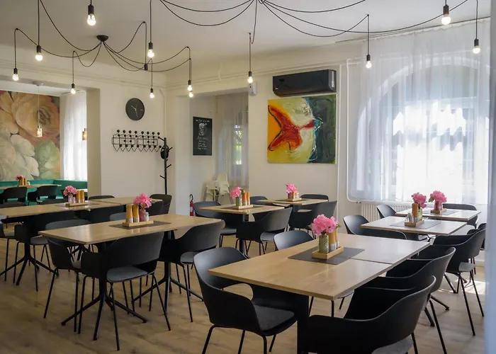 Hbh Bajor Sörház, étterem és Panzió Bed & Breakfast Kazincbarcika