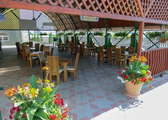 Bed & Breakfast Hbh Bajor Sörház, étterem és Panzió 3*